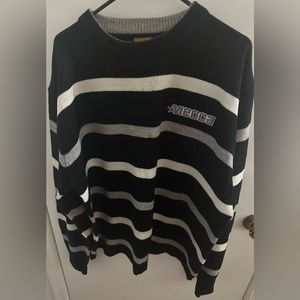Mecca Sweater, Size XL
